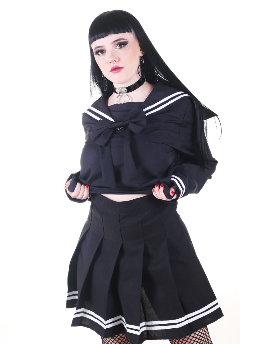 Camisa seifuku manga larga negro