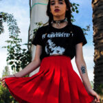 Pollera tablas roja lisa