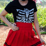 Pollera tablas roja con lineas negras