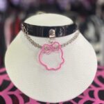 Choker Monster figura