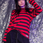 Camiseta Satana Roja y Negra