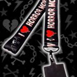 Llavero cinta colgante I love horror