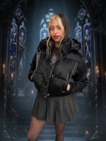 Campera Negra Con capucha - Imagen 2