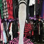 Bucaneras grises lineas negras